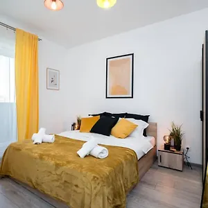 Apartament Carol New Building With Balcony, Bucureşti